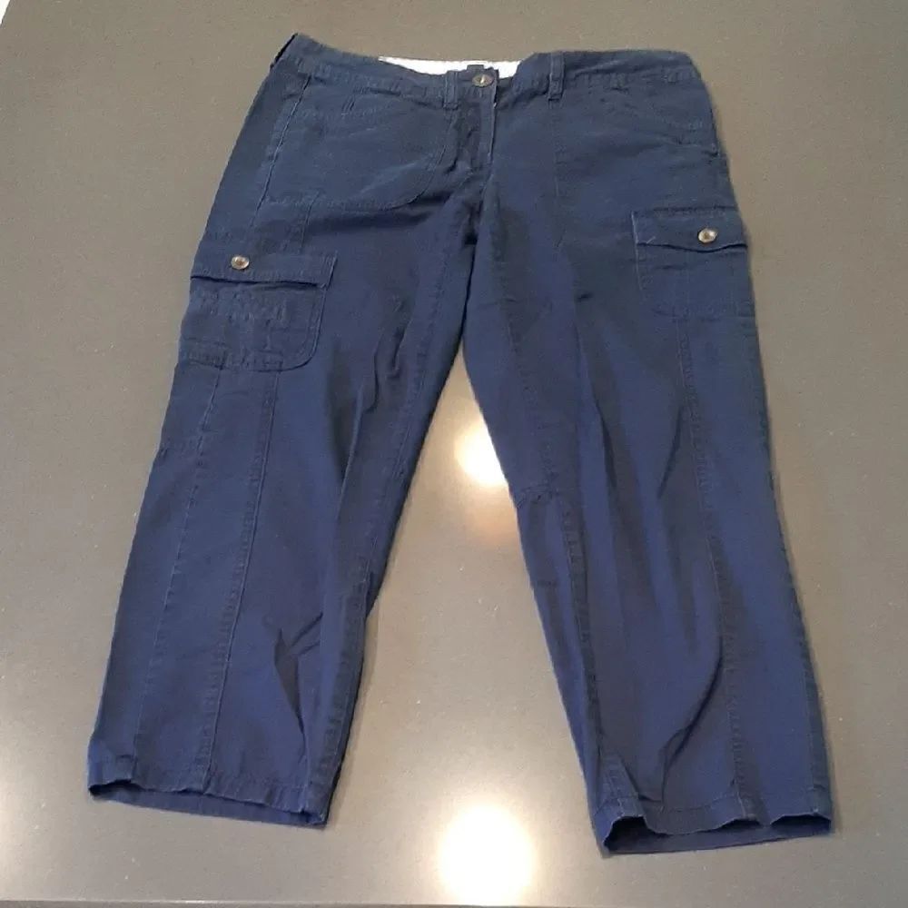 Tommy Hilfiger Navy Cargo Capri Pants